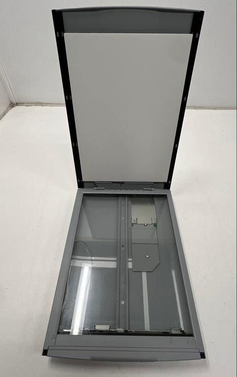 Canon CanoScan LiDE 220 & LiDE 90 Color Flatbed Photo Scanner Lot - 2 Pieces
