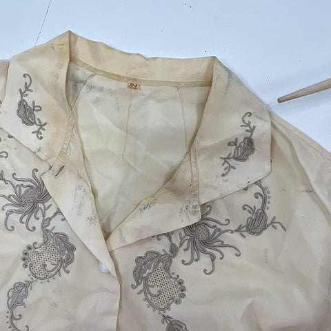 Vintage 50s Lot of 2 Embroidered Silk Button Up Blouse Shirts Sz 34