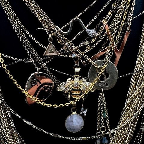 Fashion Jewelry Necklace Lot Gold Tone Pendants Charms Mixed Style 20+ Pieces