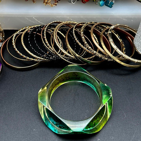 Mixed Fashion Costume Jewelry Lot 40+ Pieces Bangles Cuffs Beaded Rhinestone
