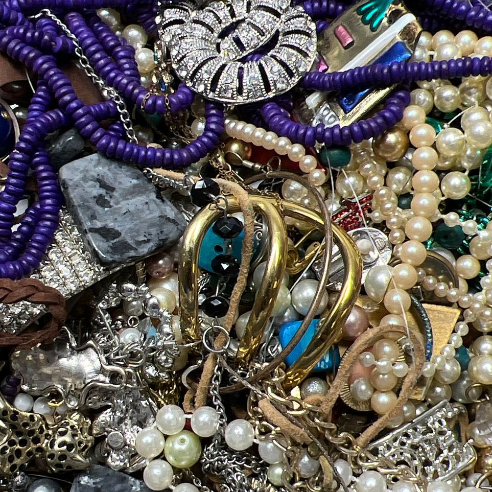 5 Lbs Broken Jewelry for Craft Grab Bag Sold As Is