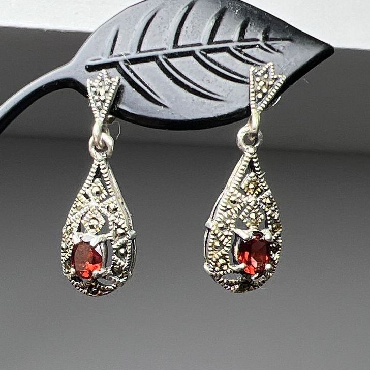 Sterling Silver Garnet & Marcasite Dangle Earrings 3.05g