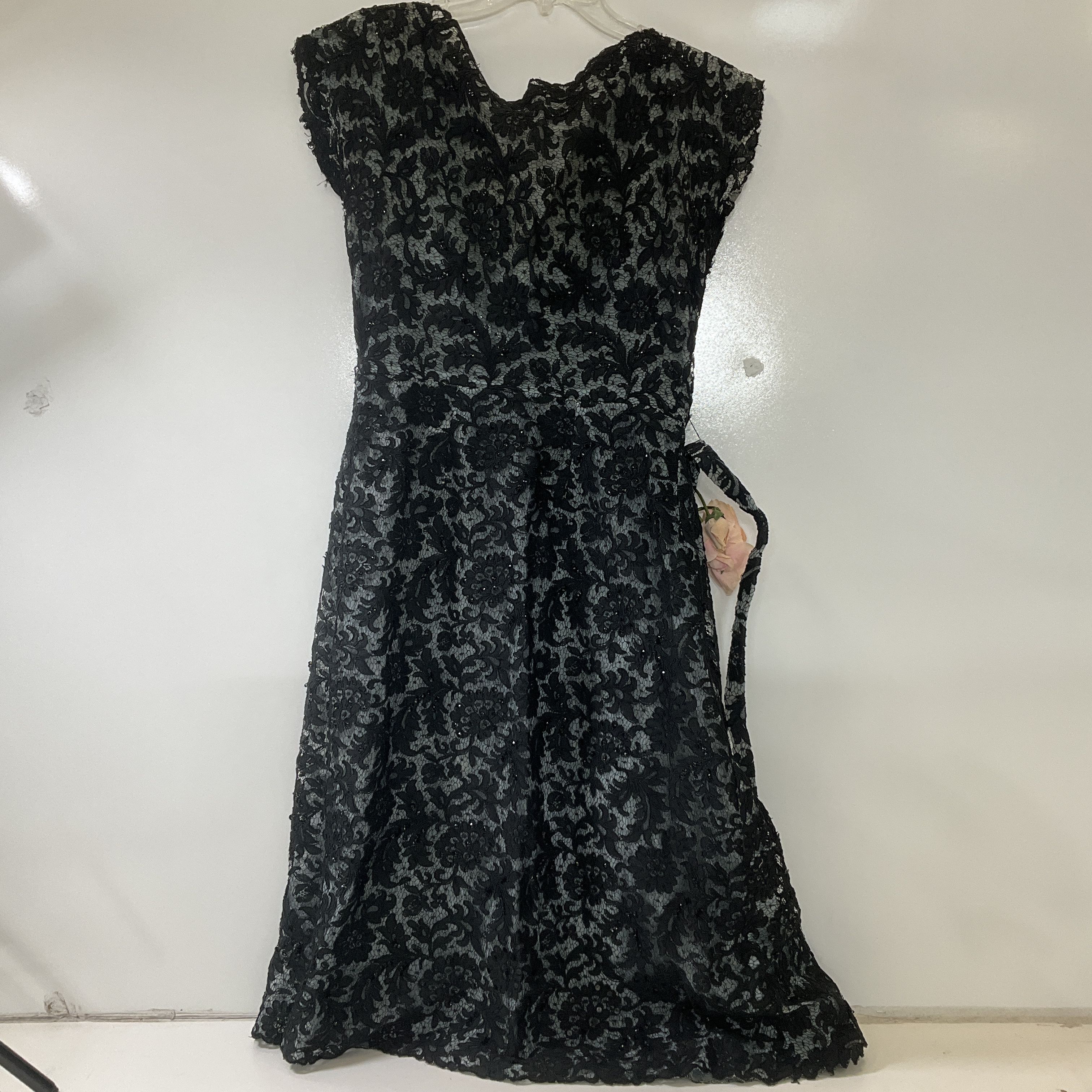 Asuncion Women's Vintage 1950s Black Lace Dress Silk Flowers Size 38 Bust READ