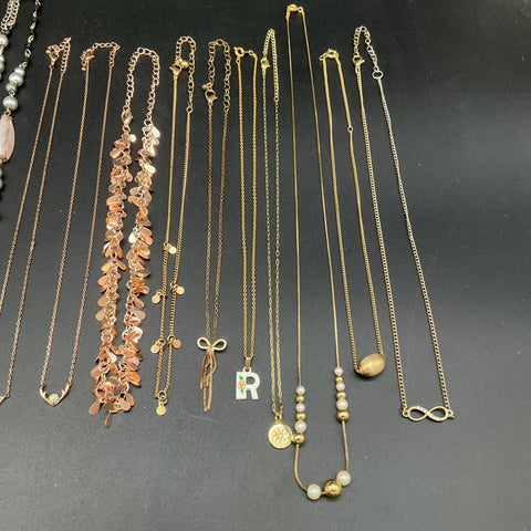 Costume Jewelry Lot 17 Necklaces Gold Silver Rose Tone Pendants Fashion