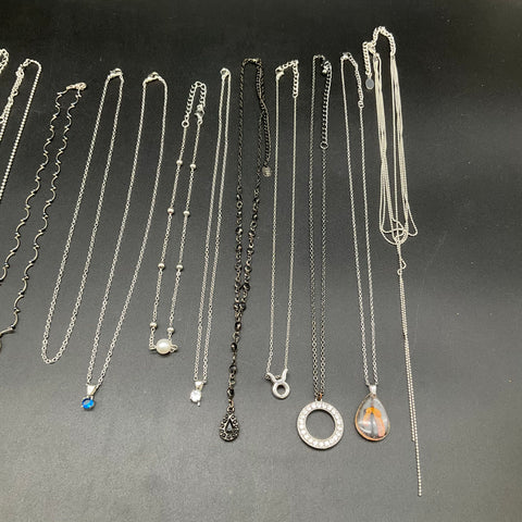 Mixed Costume Jewelry Necklace Lot 22 Pieces Silver Tone Pendants Fashion 0.23lb