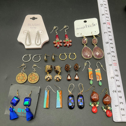 Eclectic Earring Lot 16 Pairs Charming Charlie Tonya's Blush Holiday Artisan