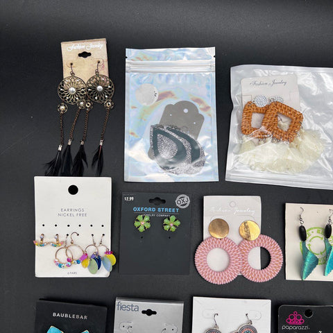 Fashion Earring Jewelry Lot 25 Pairs BaubleBar Paparazzi Charming Charlie Boho