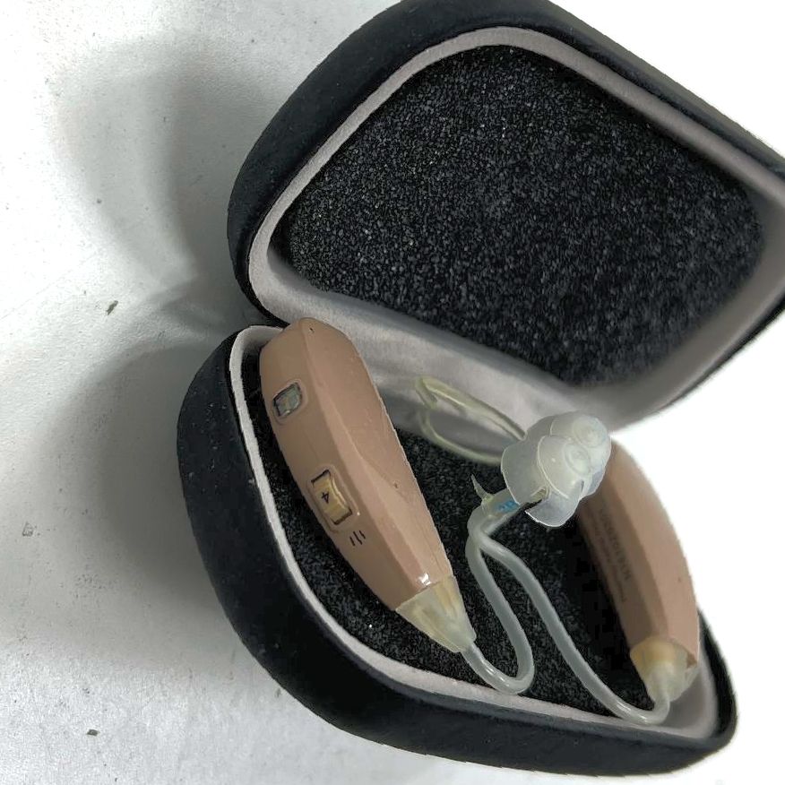 Hearing Assist Rechargeable BTE Hearing Aids Pair with Dryer Case & Chargers