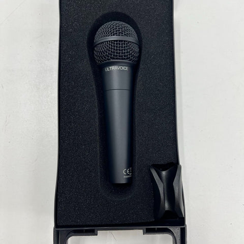 Behringer ULTRAVOICE XM8500 Dynamic Vocal Microphone Cardioid XLR w/ Case