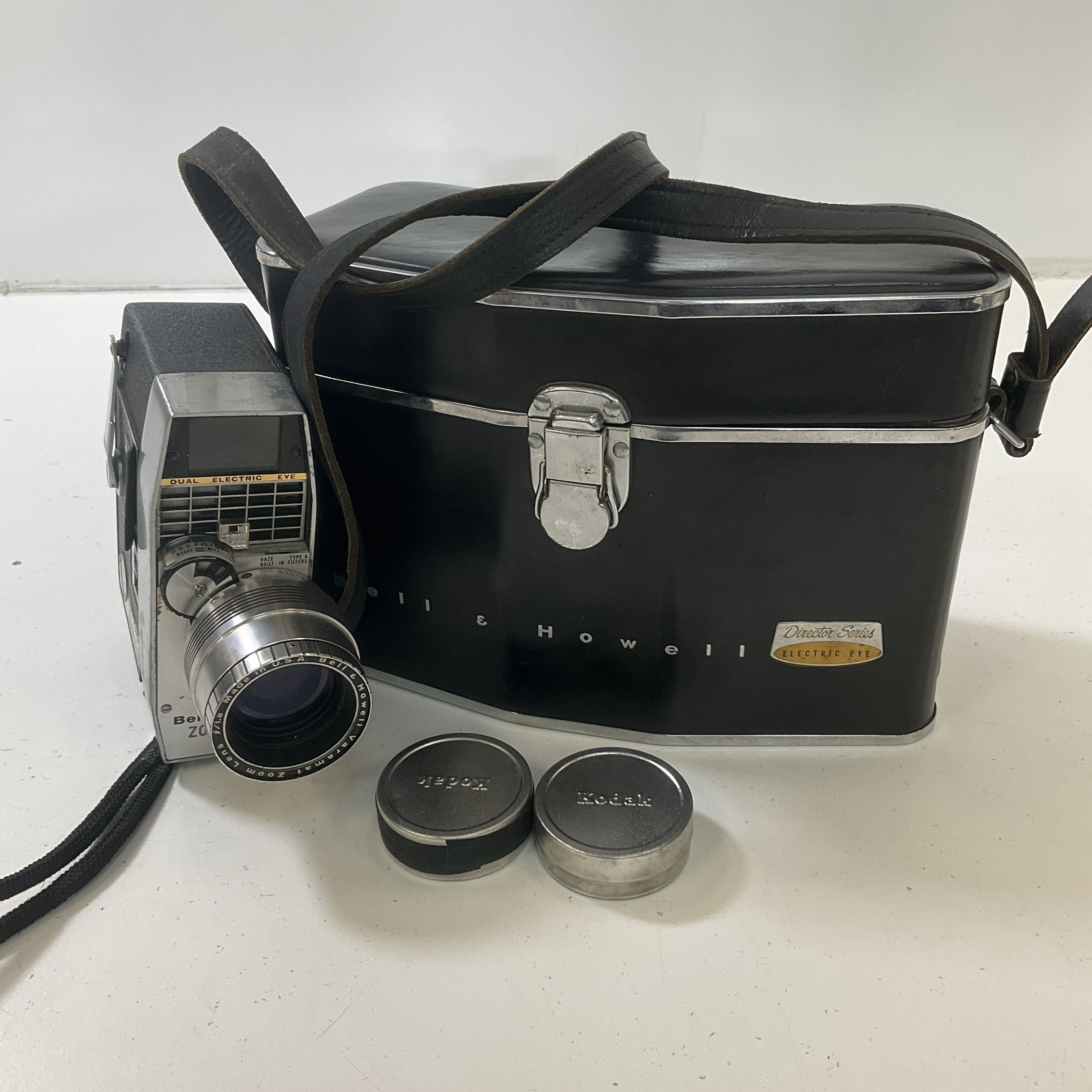 Bell & Howell Zoomatic Director Series Electric Eye 8mm Movie Camera & Case