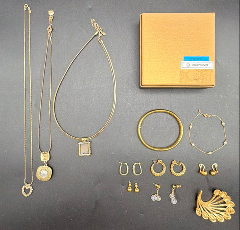 Vintage Monet Costume Jewelry Lot Gold Tone Necklaces Earrings Brooch 14 Pcs