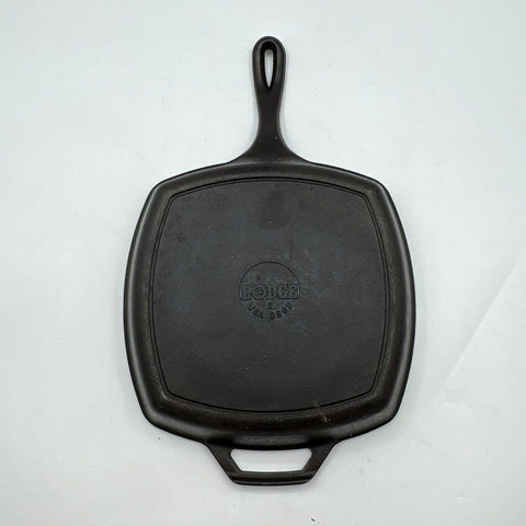 Lodge 10.5 Inch Cast Iron Square Grill Pan with Assist Handle Made in USA