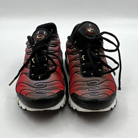 Nike Air Max Plus Red Black Gradient Gold Swoosh Running Shoes Size 8.5