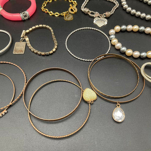 Fashion Jewelry Lot of 20 Bracelets Bangles Beaded Charm Alex and Ani Style
