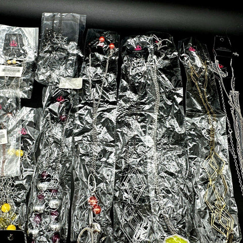 Paparazzi Fashion Jewelry Lot 17 Pieces Necklaces Earrings Bracelets Mixed