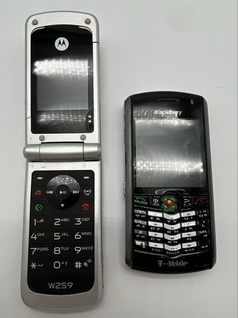 LG Motorola BlackBerry Older Cellphone Lot 7 Piece For Parts Only As-Is