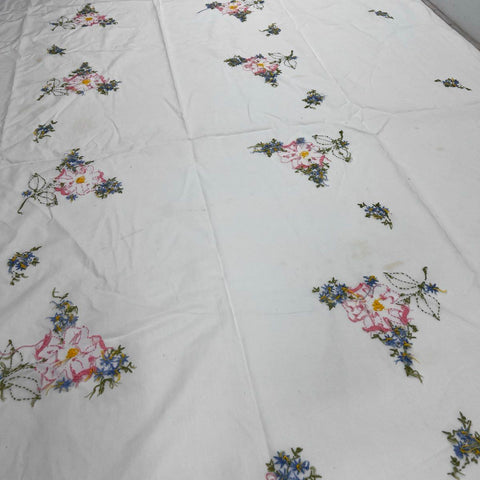 Vintage Embroidered Tablecloth Lot 2 Floral Scalloped Edge White Tan