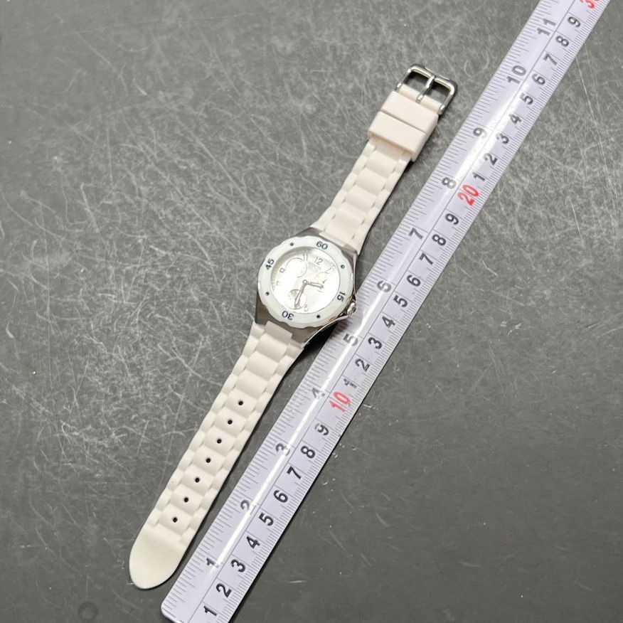 Invicta Couture Stitching Time White Analog Wristwatch New Battery