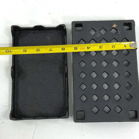 Vintage National No 3 Skillet + Grill-It Cast Iron Broiler Lot Kitchenware