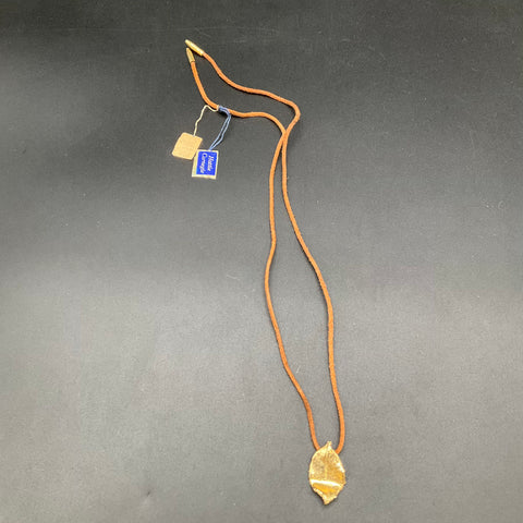 Vintage Hattie Carnegie Gold Tone Leaf Necklace Suede Cord With Original Tag