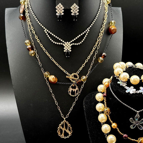Jewelry Lot 20 Pieces Necklaces Earrings Bracelets Faux Pearl Rhinestone Leopard