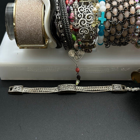 Vintage & Modern Costume Jewelry Bracelet Lot 18pc Cuff Beaded Bangle Stretch