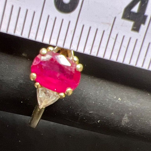 14K Yellow Red & Clear Gemstones Ring Missing Stone Size 7 3.47g