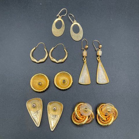 Vintage Gold Tone Costume Jewelry Lot 0.3 lb Necklaces Earrings Enamel Pieces