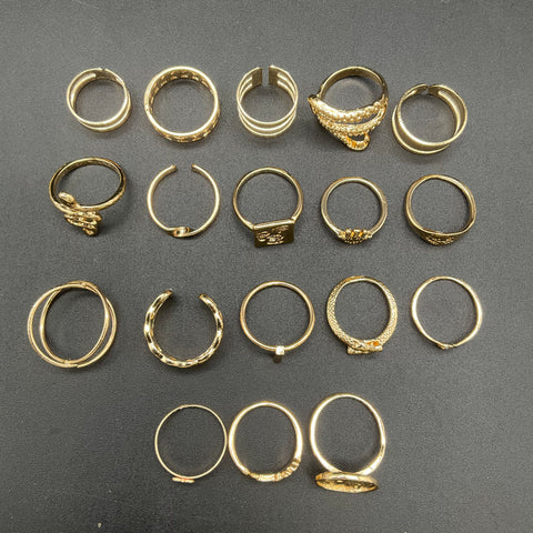 Gold Tone Fashion Rings Lot of 15 Hamsa Snake Rose Heart Modern Styles