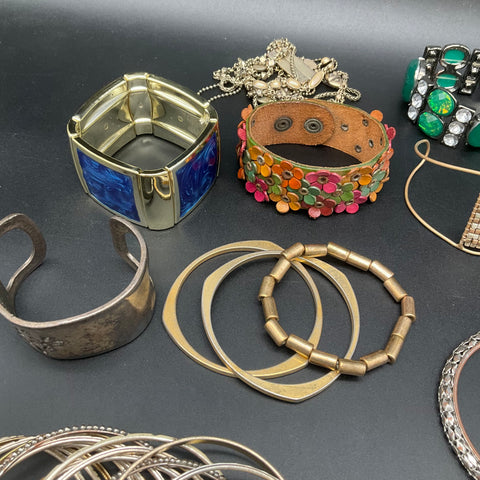 Pura Vida Fashion Costume Bracelet Jewelry Lot 35+ Bangles Cuffs Mixed Styles