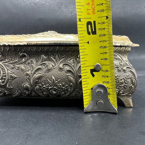 Vintage Silver Tone Courting Couple Repousse Jewelry Box Casket Red Velvet Japan