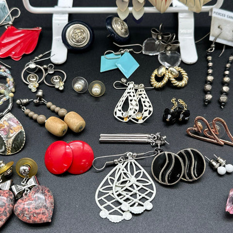 Vintage & Modern Costume Jewelry Earring Lot 50+ Pairs Studs Hoops Dangles