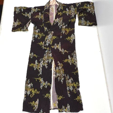 Vintage 60s Japanese Handsewn Floral Print Crepe Kimono Robe One Size