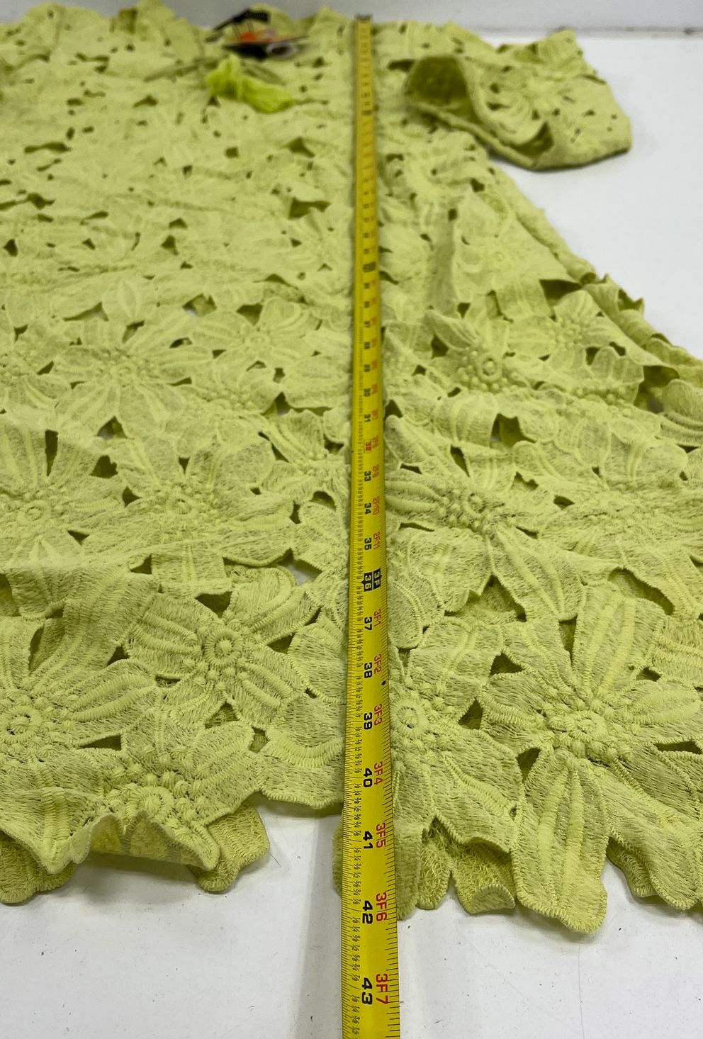 America & Beyond Neon Lime Floral Lace Cover-Up Dress Women's M NWT