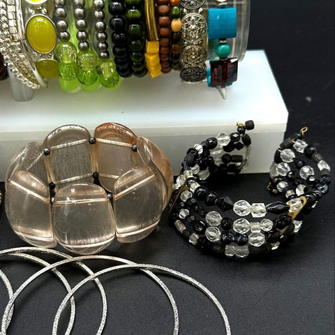 Vintage Style Costume Jewelry Lot 25+ Bangles Cuffs Beaded Stretch Bracelets