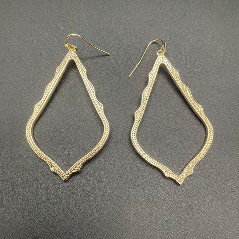 Kendra Scott Gold Tone Mother of Pearl Rayne Tassel Necklace Filigree Earrings