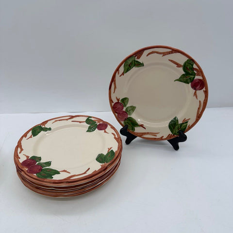 Vintage Apple Pattern Dinnerware 8pc Set 7 Dinner Plates Divided Serving Bowl