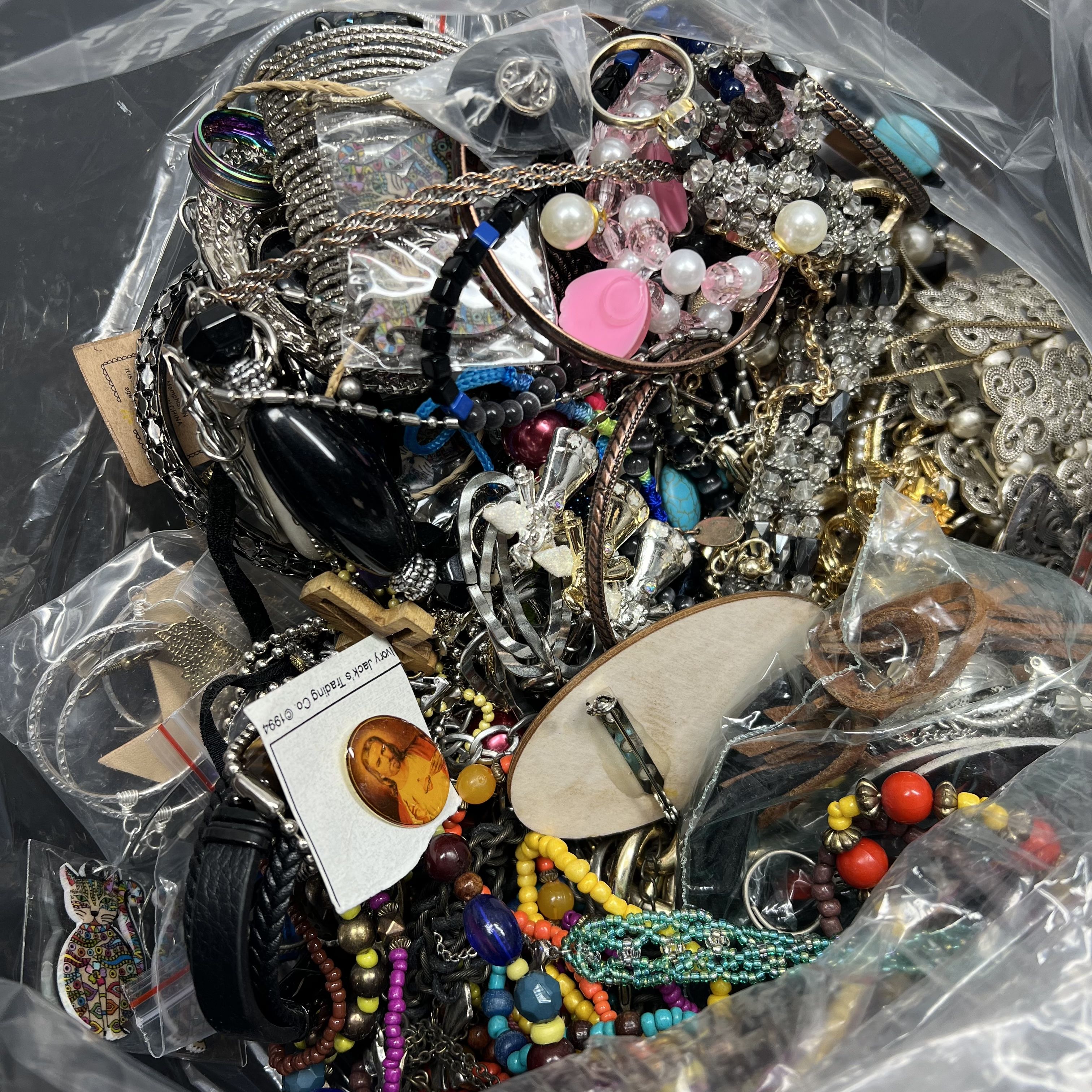5LB Wearable Costume Jewelry Mixed Items Bag