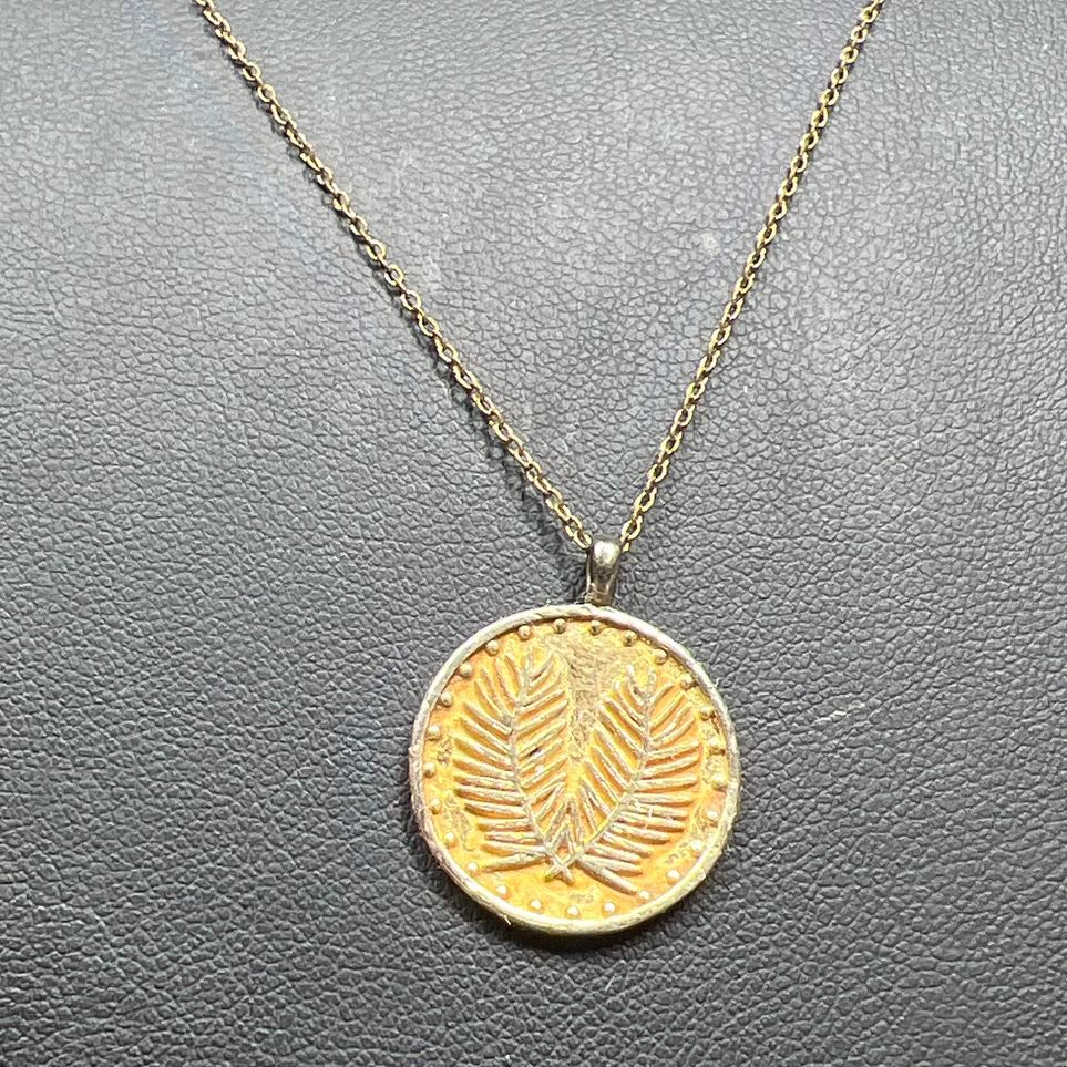 Gorjana Gold Tone Leafy Pendant Necklace