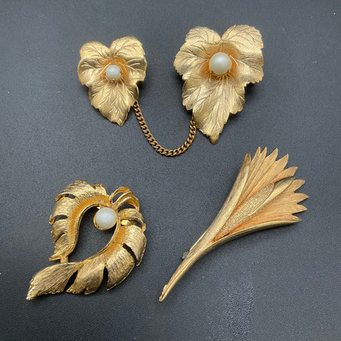 Vintage Napier Gold Tone Brooch Jewelry Lot of 7 Cat Poodle Shell Floral