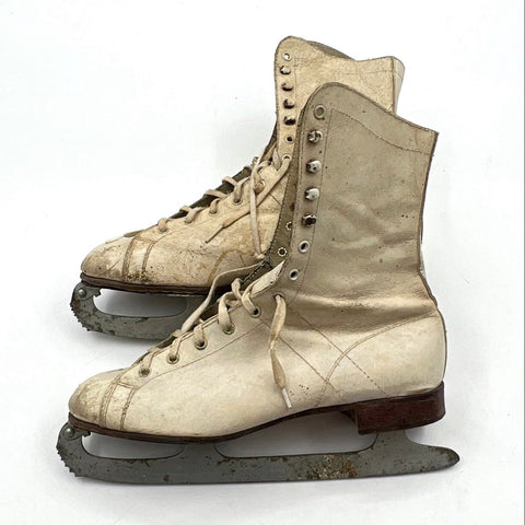 Vintage 1950s J.C. Higgins Sears White Leather Figure Ice Skates Size 8