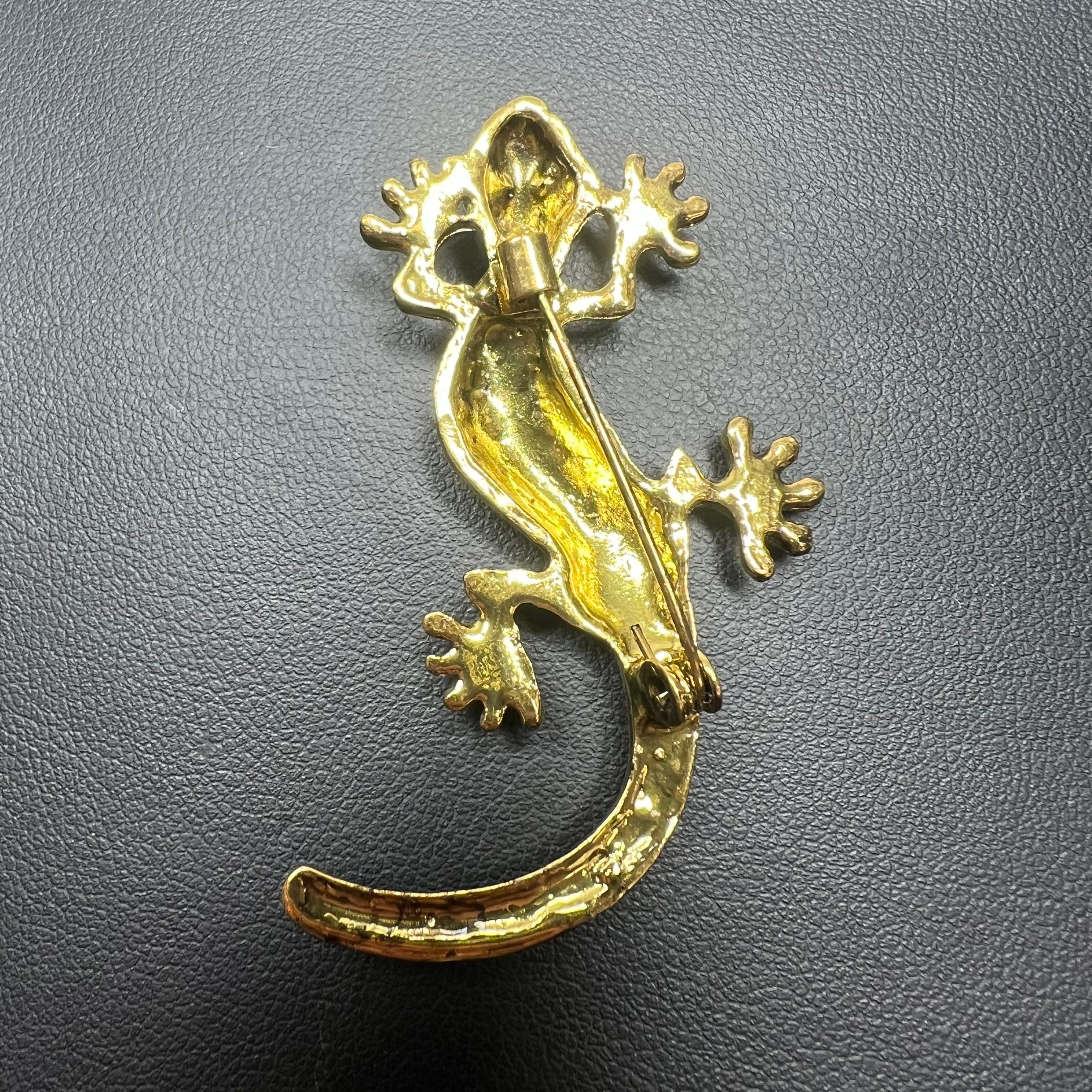 Vintage Gold Tone Lizard Brooch with Green Eyes 2"