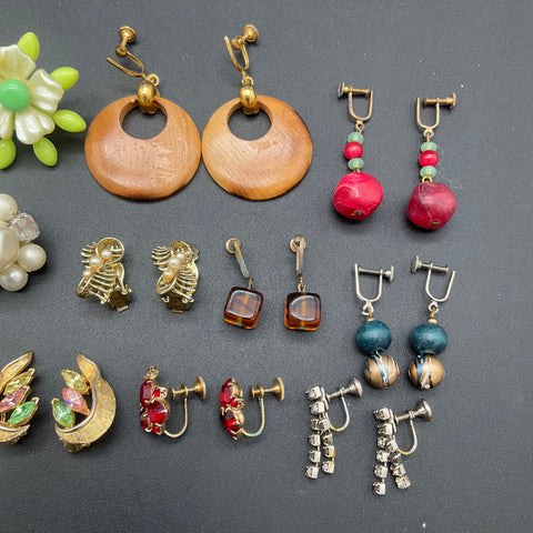 Vintage Costume Jewelry Lot 11 Pairs Clip On Screw Back Earrings Uranium Glass