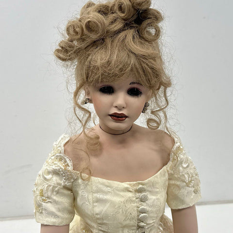 Wedding Day Shay Doll Porcelain Bridal Gown Veil Bouquet with Stand 24 Inch