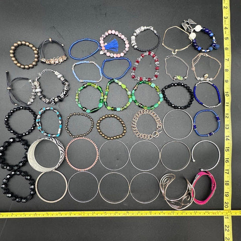 Assorted Fashion Jewelry Lot 41 Bracelets Bangles Cuffs Beaded Stretch Styles