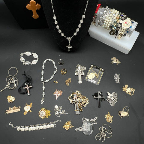 Religious Costume Jewelry Lot 45pc Crosses Rosaries Medals Vintage to Modern