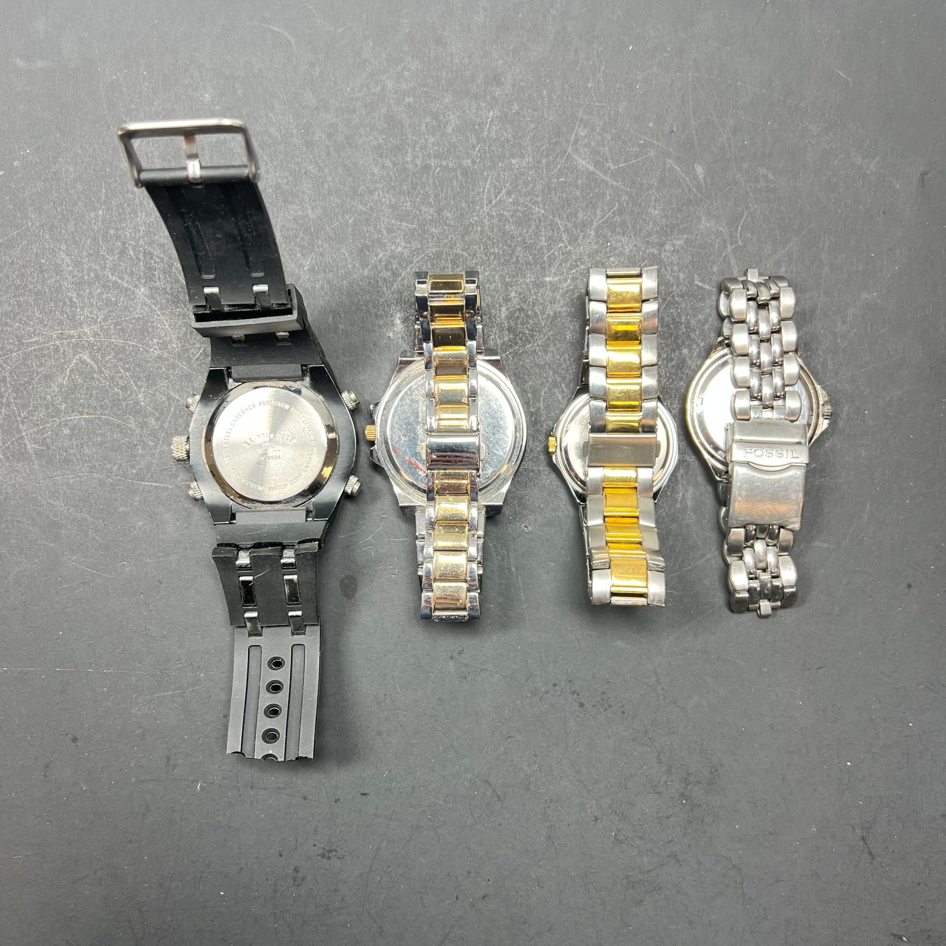 Lot of 4 Men's Watches *Needs Work Fossil Lorus Polo