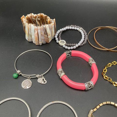 Fashion Jewelry Lot of 20 Bracelets Bangles Beaded Charm Alex and Ani Style