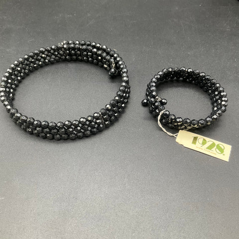 1928 Black Faceted Bead Memory Wire Wrap Bracelet Set 2 Piece Vintage Style