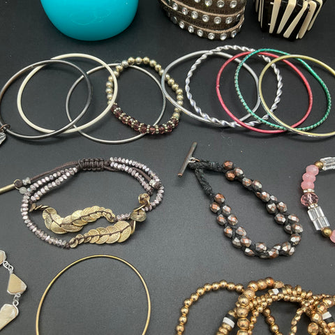 Vintage & Modern Jewelry Lot 30+ Mixed Bracelets Bangles Beaded Boho Cuff